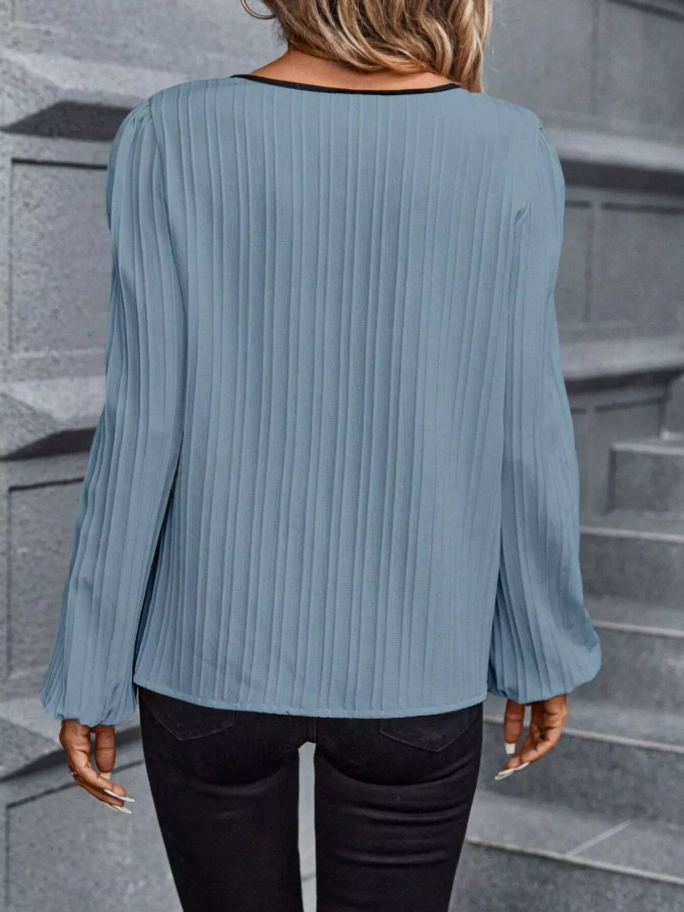 Contrast Notched Long Sleeve Blouse