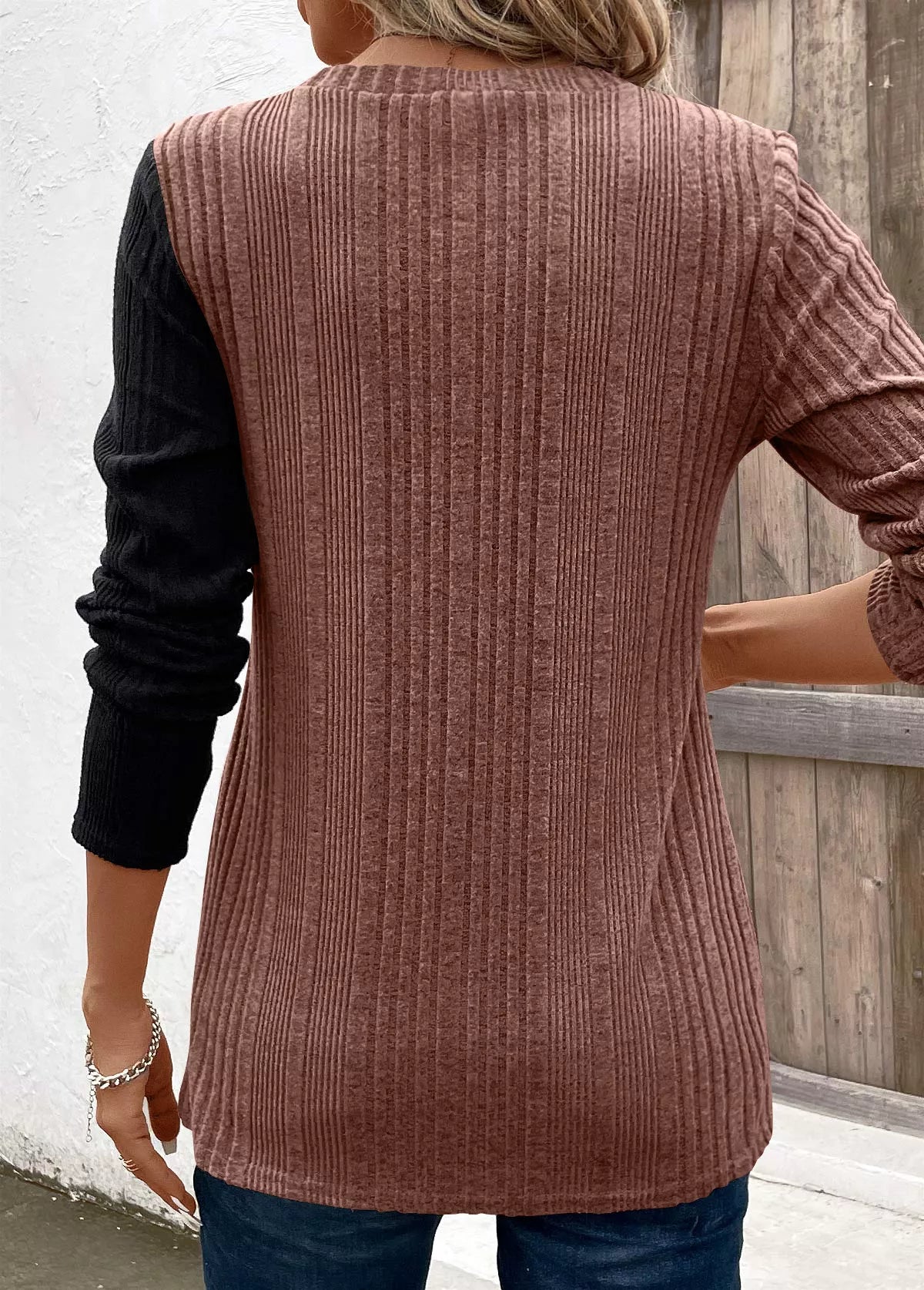 Color Block Ribbed Knit T-Shirt