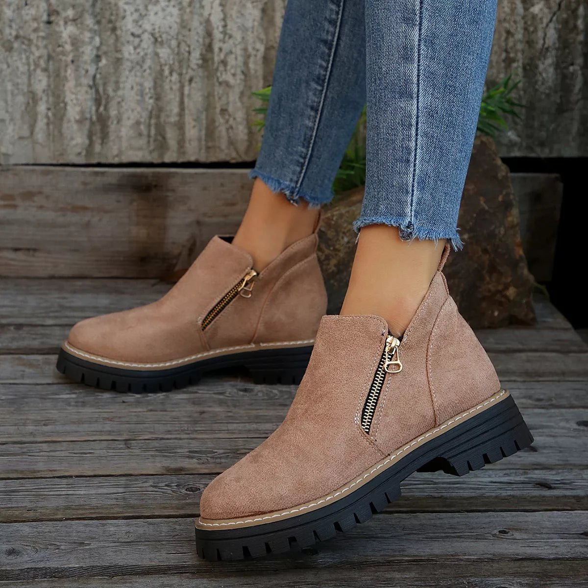 Ankle Boots with Zipper Detail