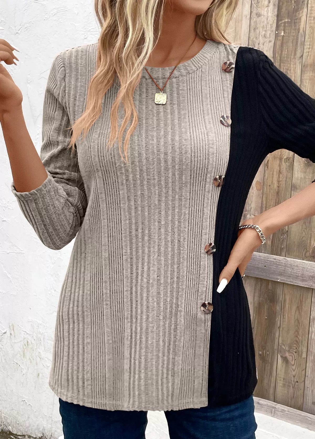 Color Block Ribbed Knit T-Shirt