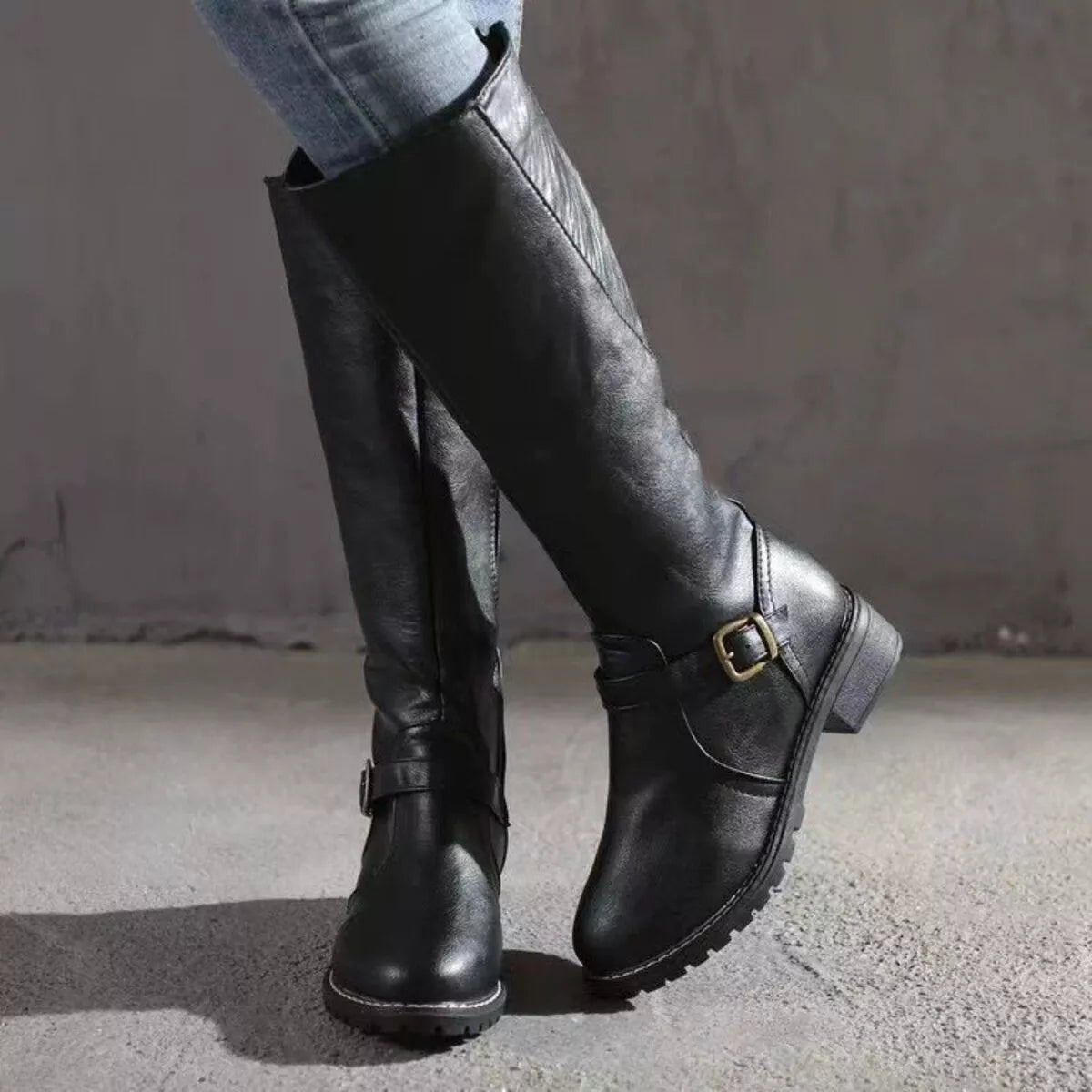 Round Toe Block Heels Boots