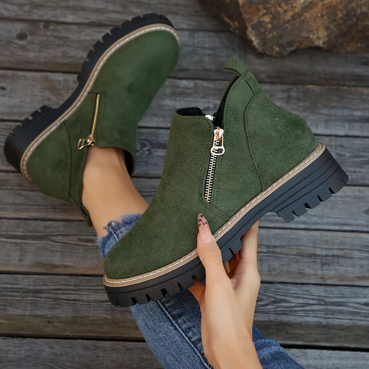 Ankle Boots with Zipper Detail