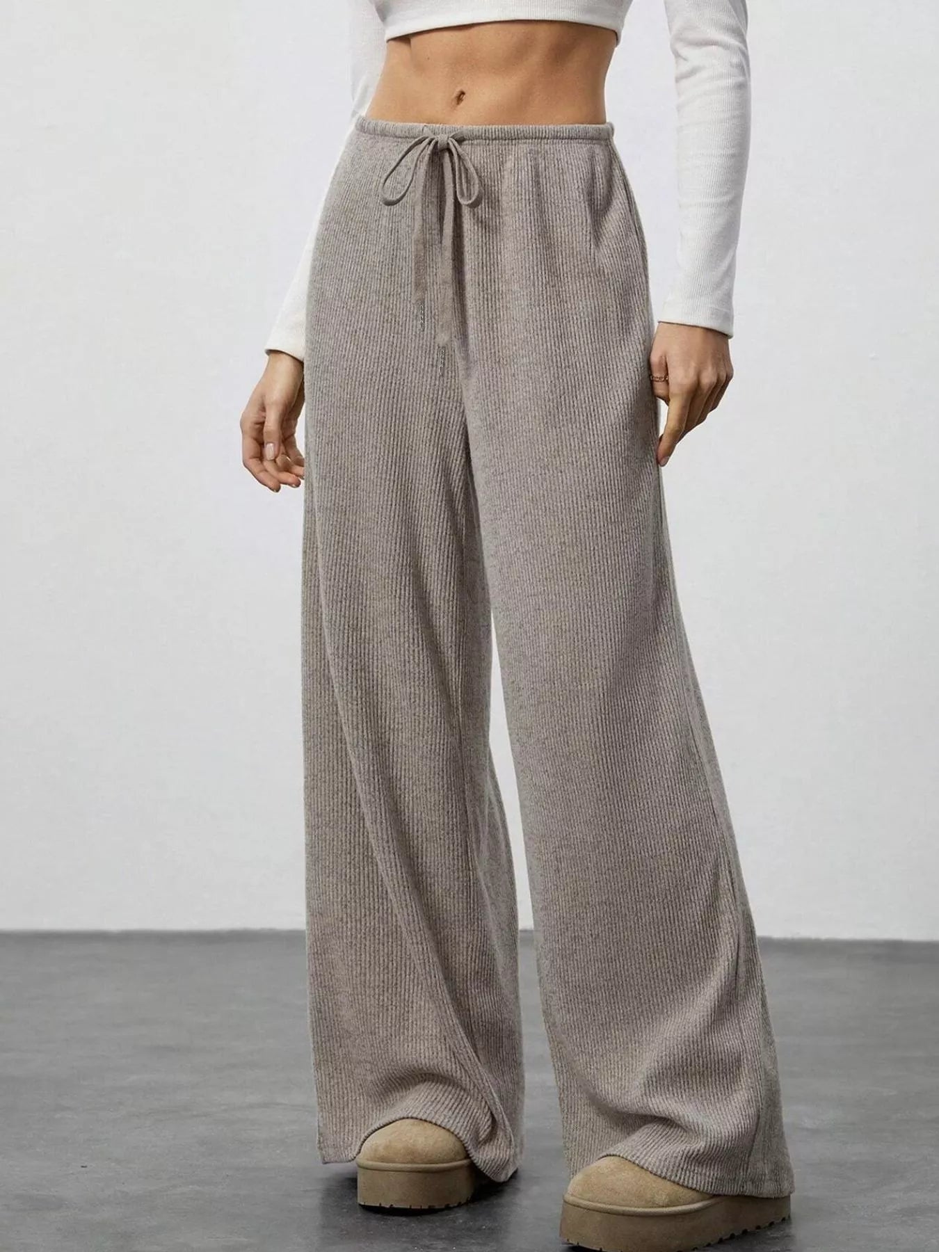 Relaxed Fit Drawstring Pants